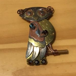 Metal Owl Pin